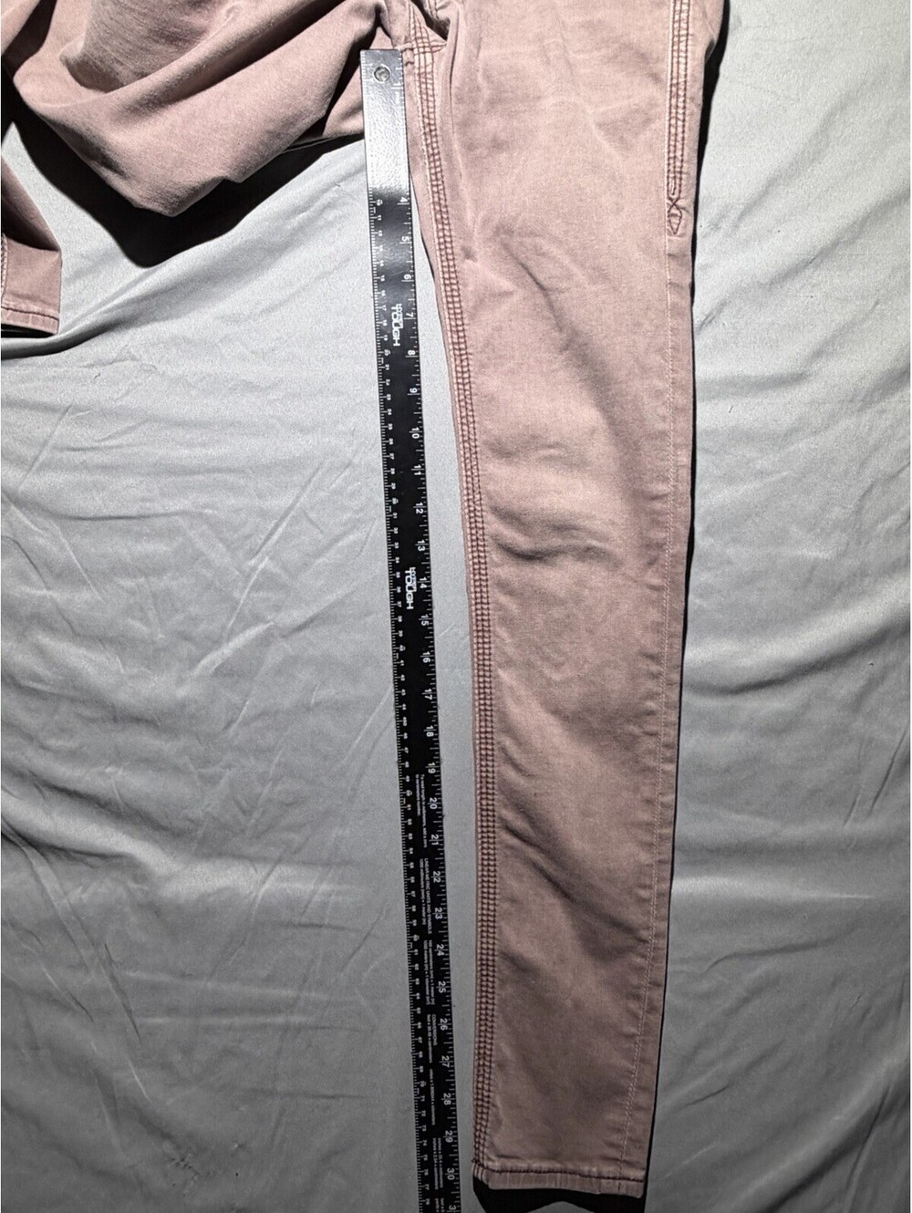 💕Rock Revival Margie Skinny Jeans Size 26 (27x30) Rose Colored Distressed💕 - Picture 6 of 10